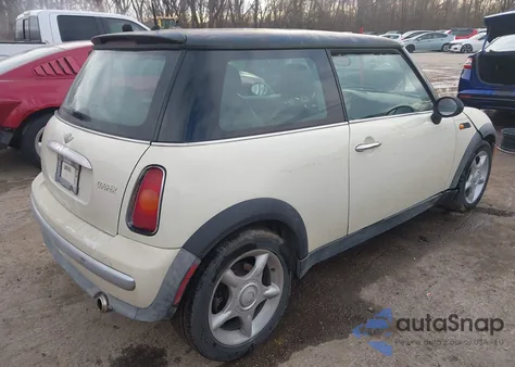 2004 Mini Cooper из США, поврежденный, VIN WMWRC33494TJ61382